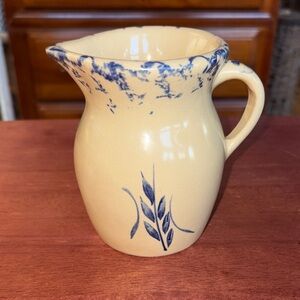 Robinson-Ransbottom Blue Wheat Spongeware Hand Painted Stoneware Pitcher 1 Pint